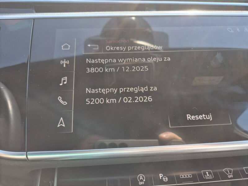 Audi A8 D5 (2017-)