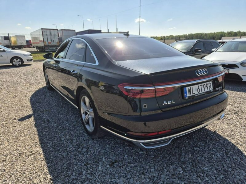 Audi A8 D5 (2017-)