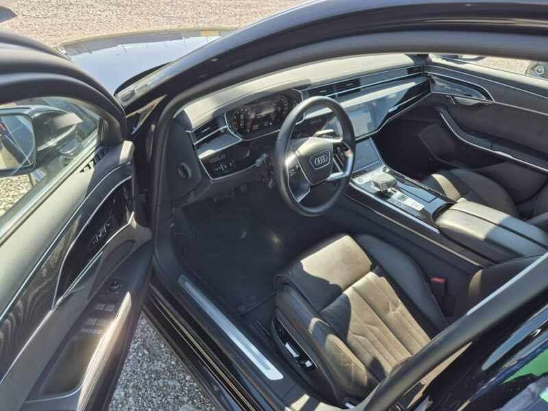 Audi A8 D5 (2017-)