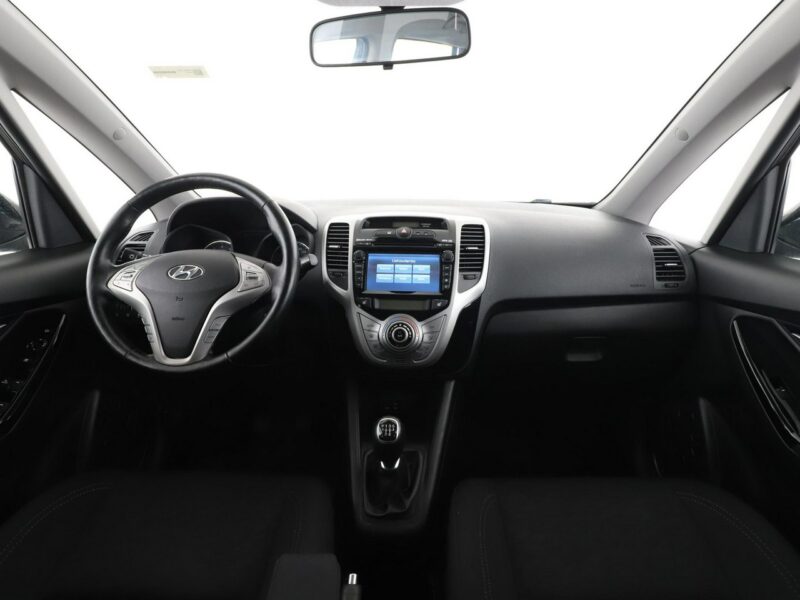 Hyundai ix20 lift grzane fotele navi klima-auto PDC tempomat Bluetooth