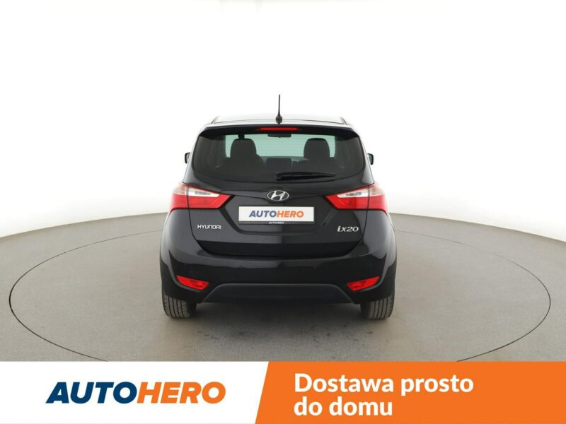 Hyundai ix20 lift grzane fotele navi klima-auto PDC tempomat Bluetooth