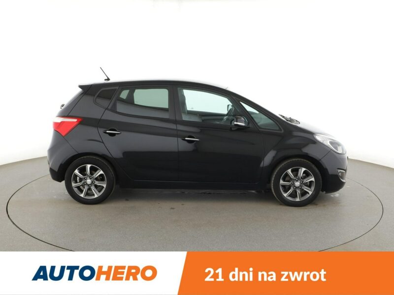 Hyundai ix20 lift grzane fotele navi klima-auto PDC tempomat Bluetooth