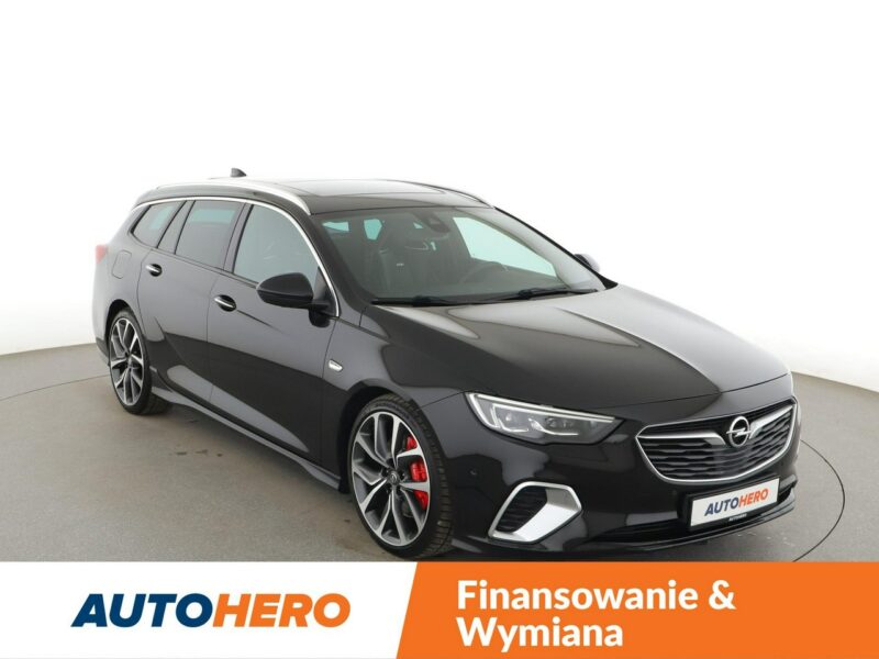 Opel Insignia 4X4 GSI Navi Panorama Klimatyzacja Podgrzewane wentylowane fotele Kame B (2017-)