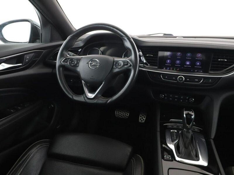 Opel Insignia 4X4 GSI Navi Panorama Klimatyzacja Podgrzewane wentylowane fotele Kame B (2017-)