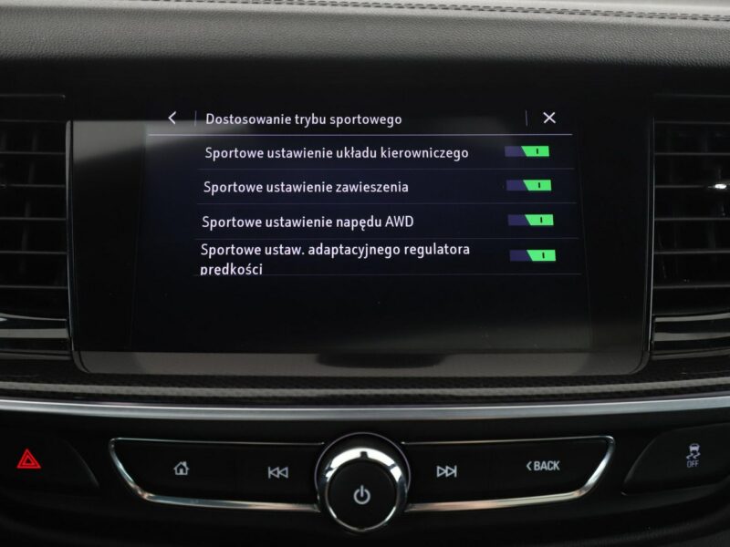 Opel Insignia 4X4 GSI Navi Panorama Klimatyzacja Podgrzewane wentylowane fotele Kame B (2017-)