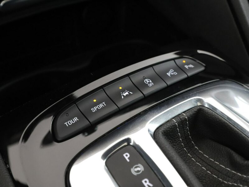 Opel Insignia 4X4 GSI Navi Panorama Klimatyzacja Podgrzewane wentylowane fotele Kame B (2017-)