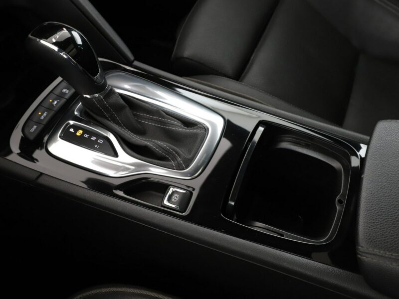 Opel Insignia 4X4 GSI Navi Panorama Klimatyzacja Podgrzewane wentylowane fotele Kame B (2017-)