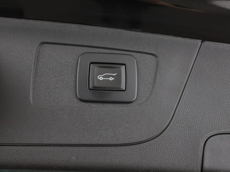 Opel Insignia 4X4 GSI Navi Panorama Klimatyzacja Podgrzewane wentylowane fotele Kame B (2017-)