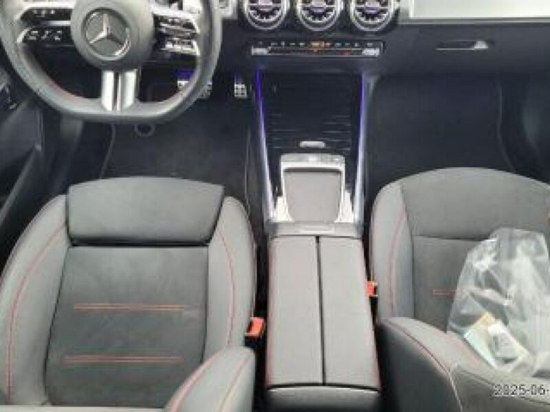 Mercedes EQB