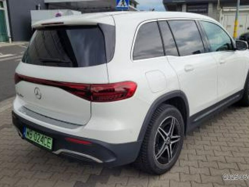 Mercedes EQB