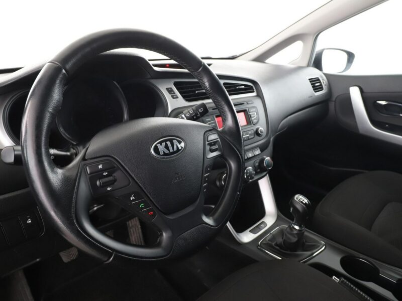 Kia Cee'd GRATIS! Pakiet Serwisowy o wartości 1200 zł! II (2012-)