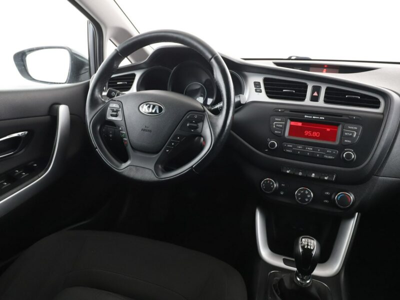 Kia Cee'd GRATIS! Pakiet Serwisowy o wartości 1200 zł! II (2012-)