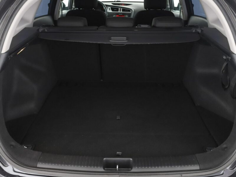 Kia Cee'd GRATIS! Pakiet Serwisowy o wartości 1200 zł! II (2012-)