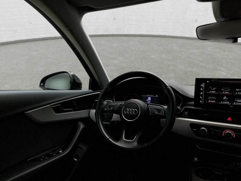 Audi A4 B9 (2015-)
