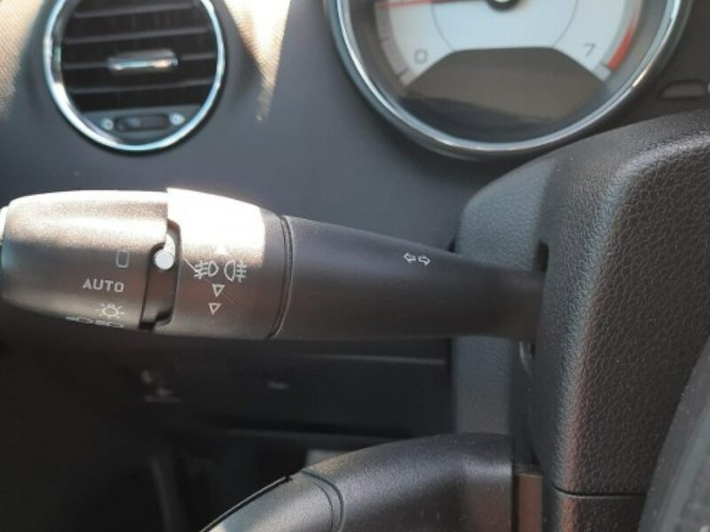 Peugeot 308 T7 (2008-2013)