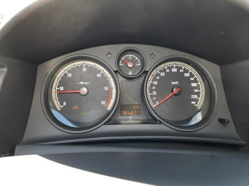 Opel Astra J (2009-2019)