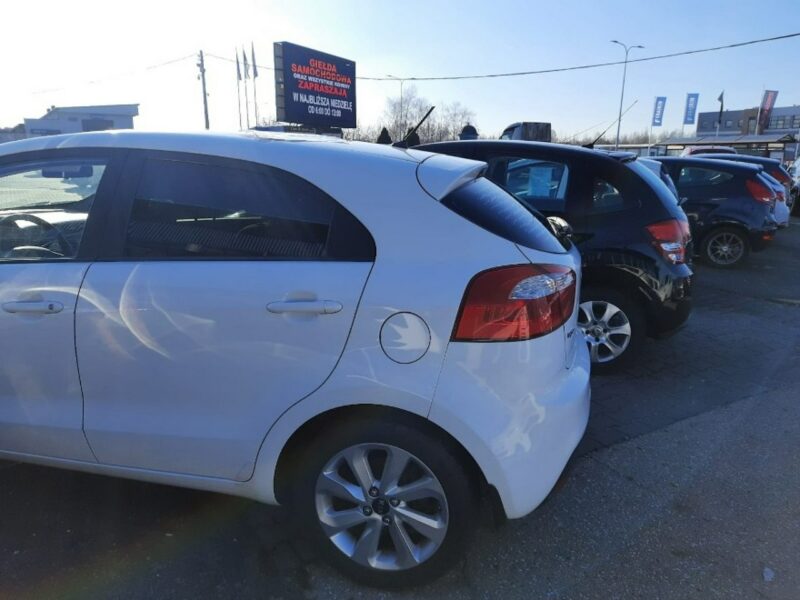 Kia Rio III (2011-)