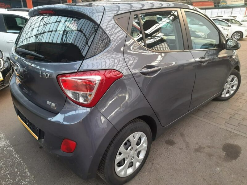 Hyundai i10