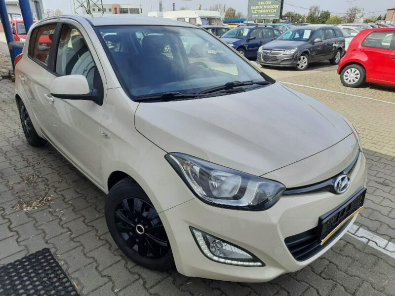 Hyundai i20
