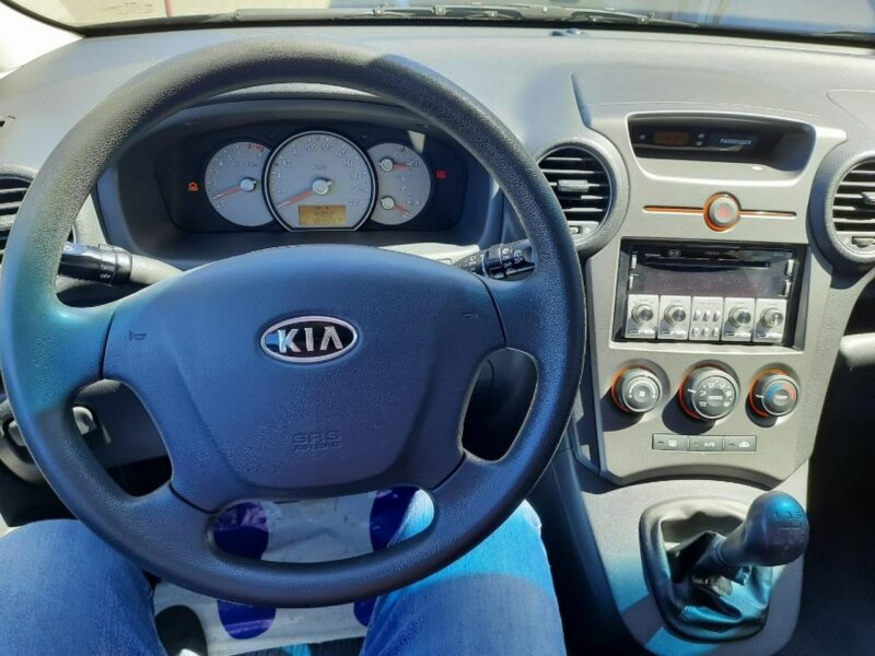 Kia Carens