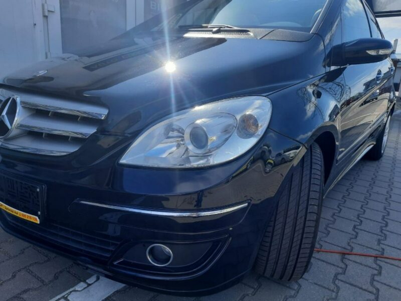Mercedes B 150