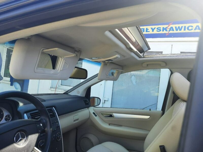 Mercedes B 150
