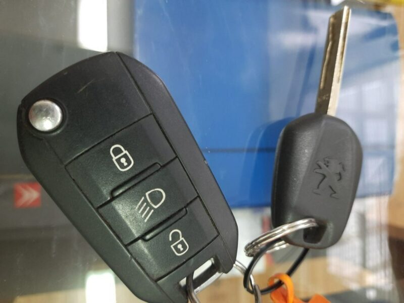 Peugeot 308 SW III (2013-)