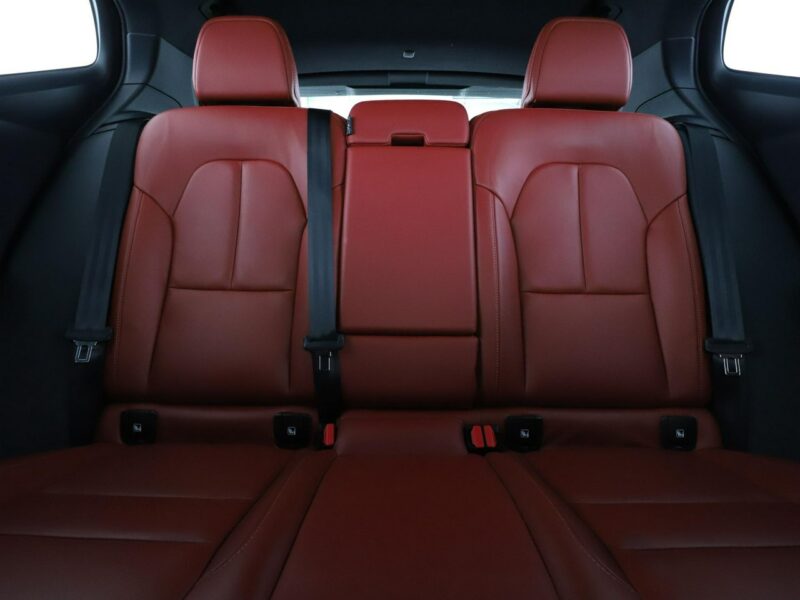 Volvo XC 40 FV23% full LED skóra klima auto el fotele czujniki parkowania