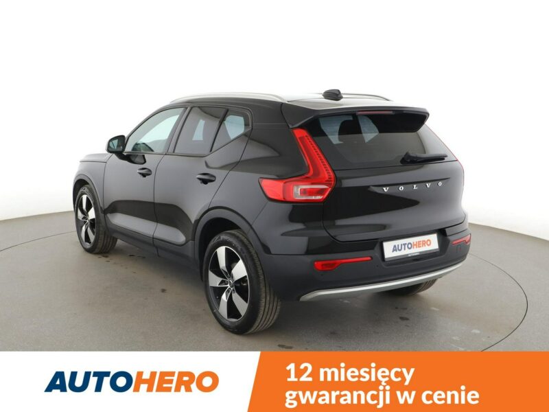 Volvo XC 40 FV23% full LED skóra klima auto el fotele czujniki parkowania