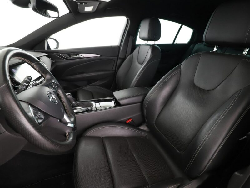 Opel Insignia Innovation automat skóra navi PDC hak grzane fotele Bluetooth FullLED B (2017-)
