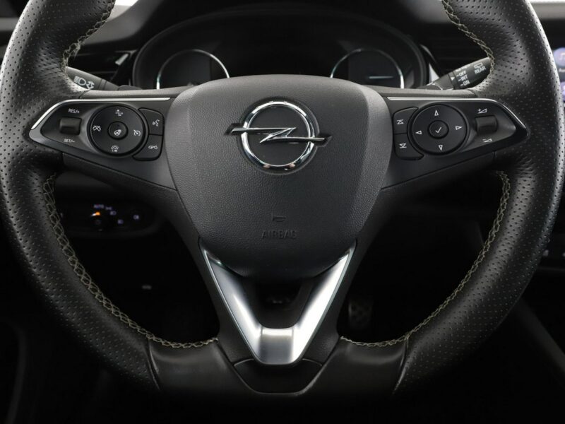 Opel Insignia Innovation automat skóra navi PDC hak grzane fotele Bluetooth FullLED B (2017-)
