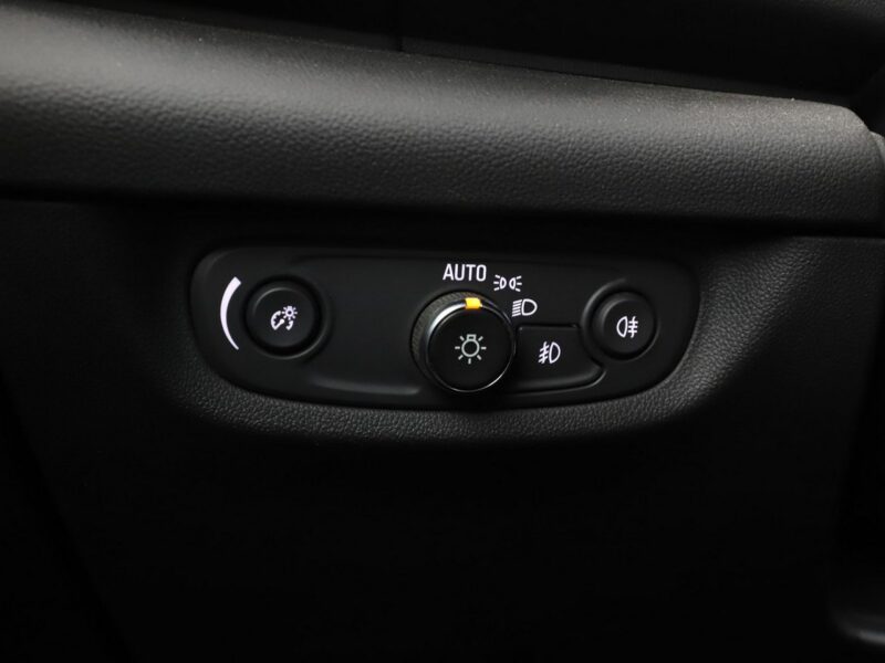 Opel Insignia Innovation automat skóra navi PDC hak grzane fotele Bluetooth FullLED B (2017-)