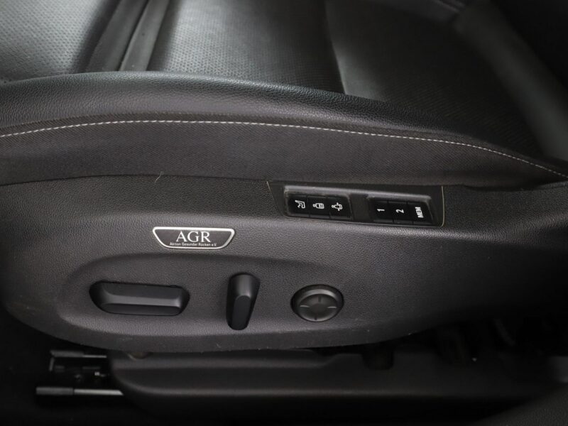 Opel Insignia Innovation automat skóra navi PDC hak grzane fotele Bluetooth FullLED B (2017-)