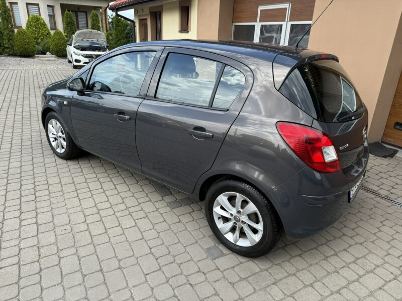 Opel Corsa 1,4 100KM Klimatyzacja Koła lato + zima D (2006-2014)