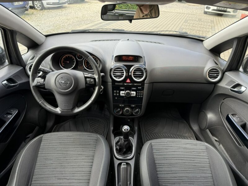 Opel Corsa 1,4 100KM Klimatyzacja Koła lato + zima D (2006-2014)