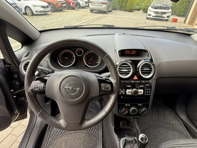 Opel Corsa 1,4 100KM Klimatyzacja Koła lato + zima D (2006-2014)