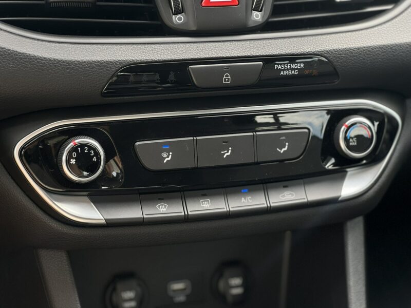 Hyundai i30 Salon Polska Poleasingowy I właściciel Serwis ASO VAT 23% Bezwypadkowy III (2017-)