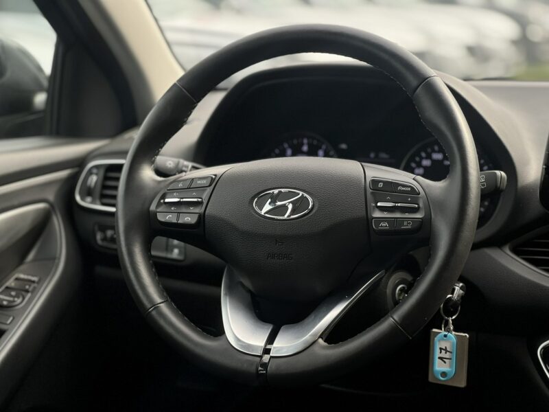 Hyundai i30 Salon Polska Poleasingowy I właściciel Serwis ASO VAT 23% Bezwypadkowy III (2017-)