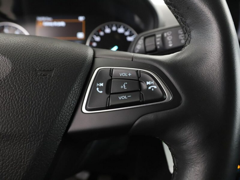 Ford EcoSport klima auto kamera i czujniki parkowania II (2013-)