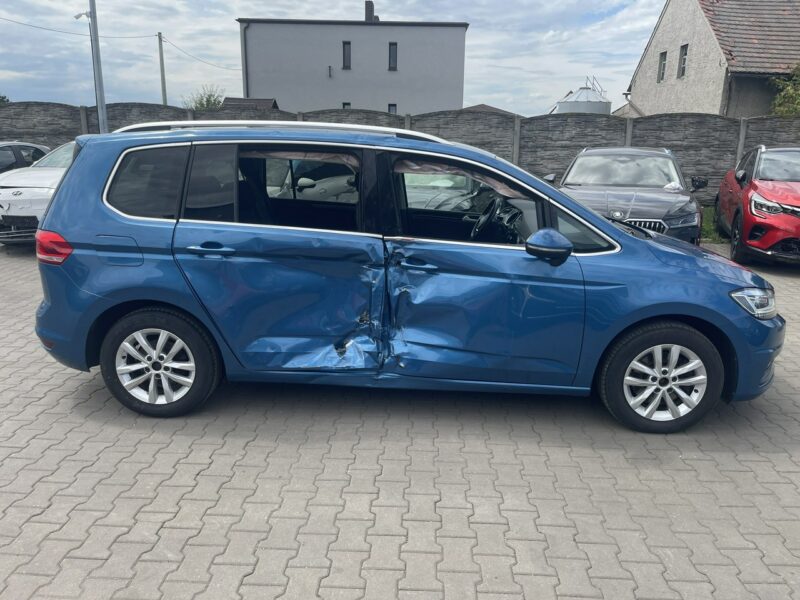 Volkswagen Touran Automat Klimatronik Podgrzewanie Kamera III (2015-)