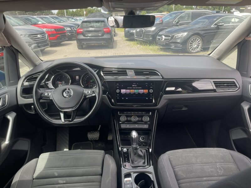Volkswagen Touran Automat Klimatronik Podgrzewanie Kamera III (2015-)