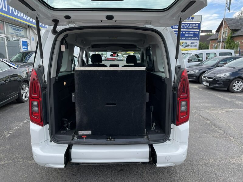 Opel Combo Life Combo Life Maxi Niepełnosprawnych inwalida rampa PFRON Model 2020 2018-