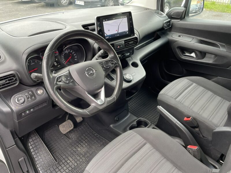 Opel Combo Life Combo Life Maxi Niepełnosprawnych inwalida rampa PFRON Model 2020 2018-