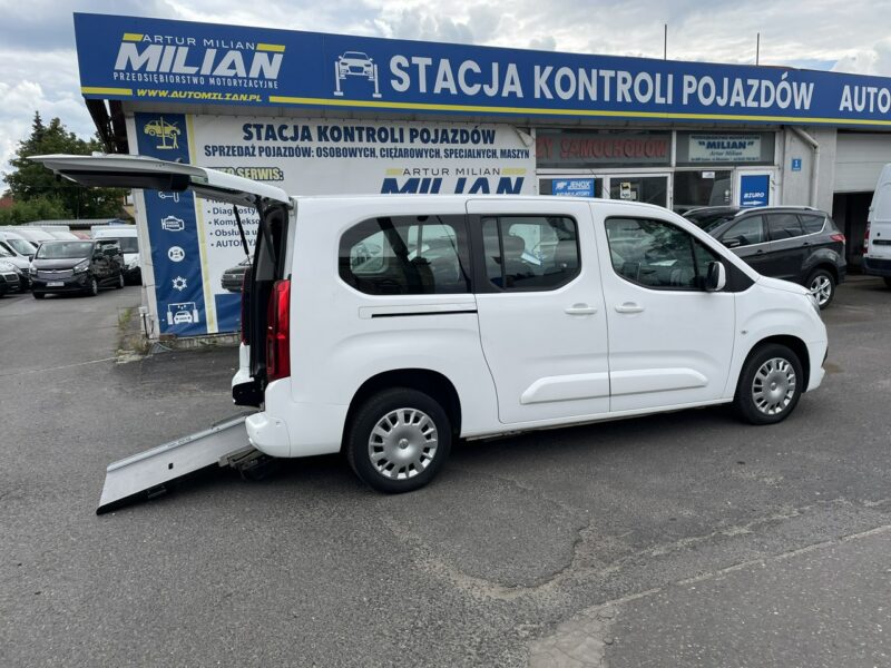 Opel Combo Life Combo Life Maxi Niepełnosprawnych inwalida rampa PFRON Model 2020 2018-