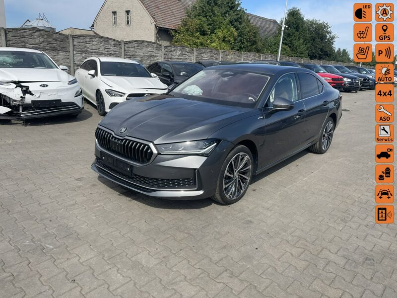 Škoda Superb 4x4 L&K Automat Kamery360 Skóra Hak 193KM IV (2023-)