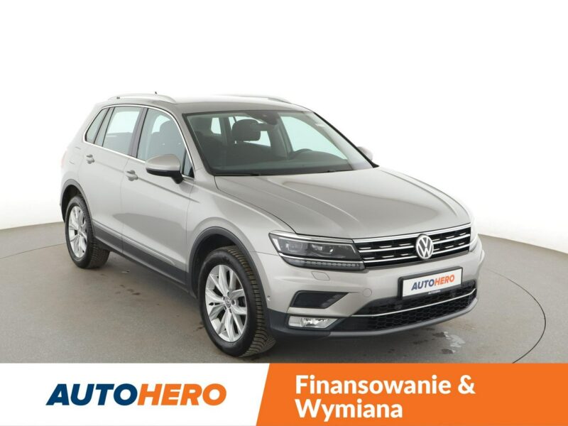 Volkswagen Tiguan 4x4 DSG matrix LED navi klima auto grzane fotele kamera i czujniki par II (2016-2024)