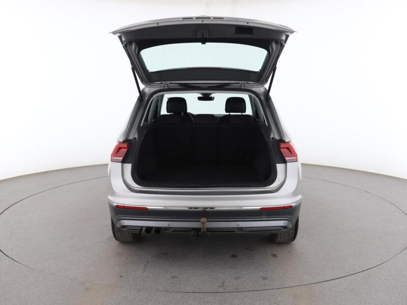 Volkswagen Tiguan 4x4 DSG matrix LED navi klima auto grzane fotele kamera i czujniki par II (2016-2024)