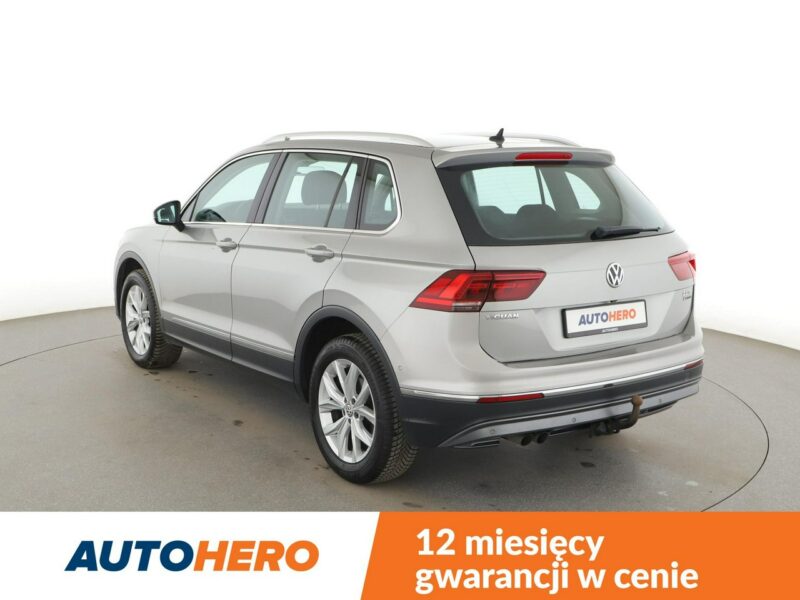 Volkswagen Tiguan 4x4 DSG matrix LED navi klima auto grzane fotele kamera i czujniki par II (2016-2024)