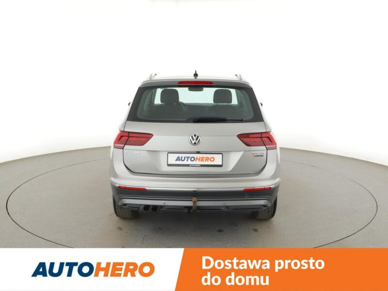 Volkswagen Tiguan 4x4 DSG matrix LED navi klima auto grzane fotele kamera i czujniki par II (2016-2024)