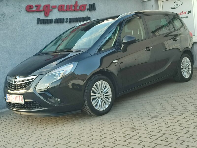 Opel Zafira 7-osób bezwypadkowa wyposażenie Gwarancja C (2011-)